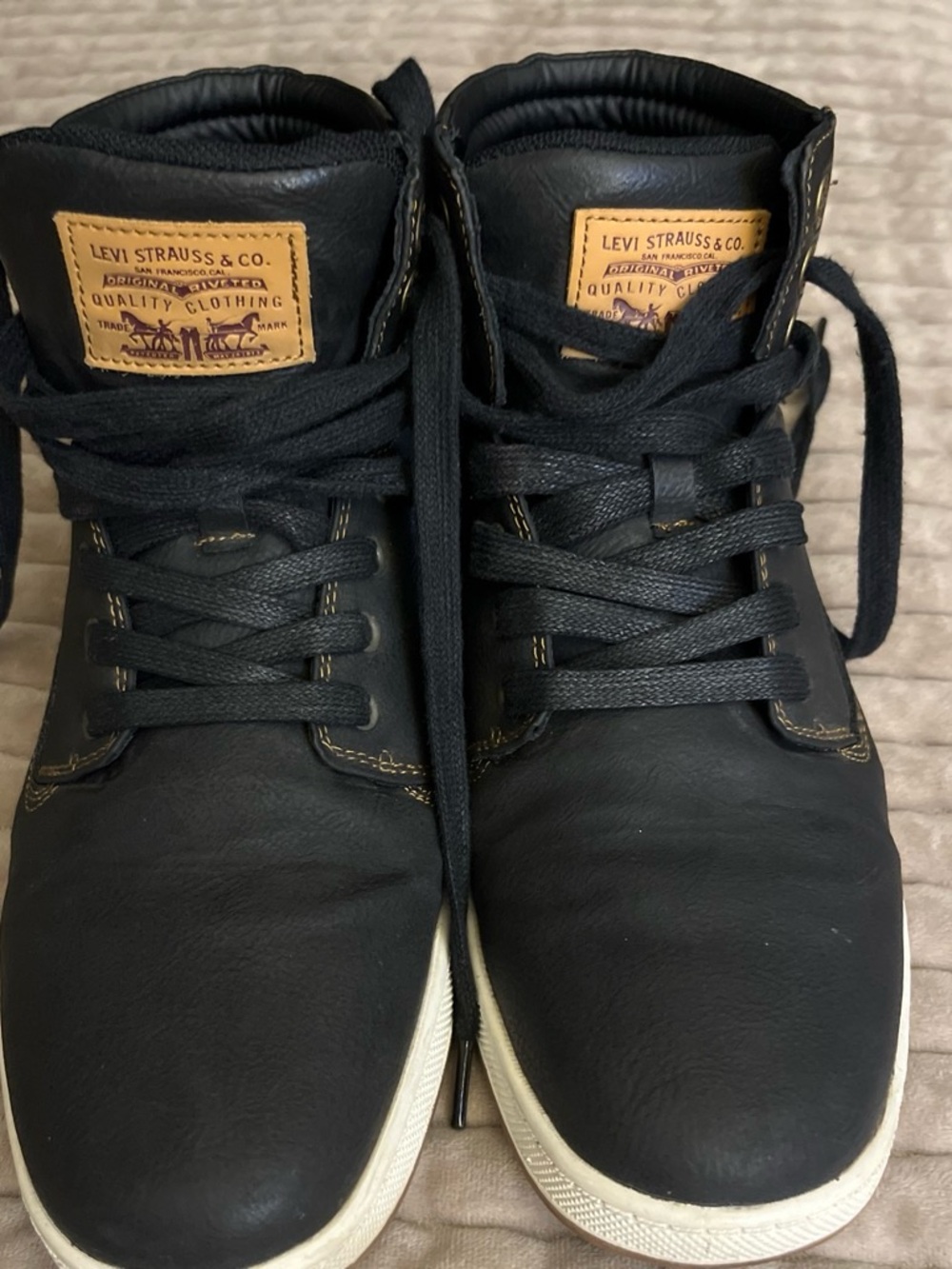 Levi's Men's Black High-Top Sneakers with Tan Logo Patch